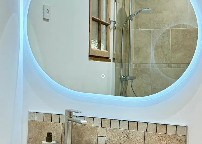 La Boheme Cosy Near Ac Near Festival アパート *