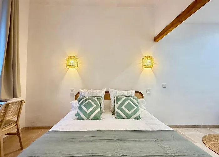 La Boheme Cosy Near Ac Near Festival